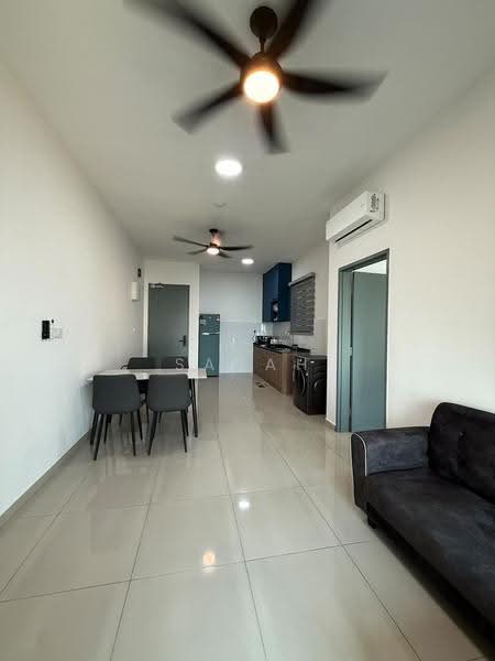 Kediaman Servis untuk Disewa di Parkland Residence - Sarah Chee - Living Room - PropertyGuru.com.my