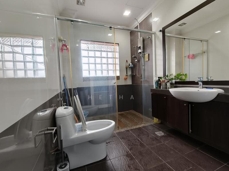 2-storey Terraced House for Sale in Taman Gembira (Jalan Klang Lama (Old Klang Road)) - Hetha Chan - Bathroom - PropertyGuru.com.my