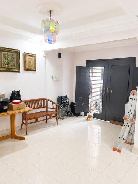 Terraced House for Sale in Sungai Buloh (Selangor) - Mohd Adryzam - Entrance - PropertyGuru.com.my