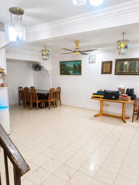 Terraced House for Sale in Sungai Buloh (Selangor) - Mohd Adryzam - Dining Room - PropertyGuru.com.my