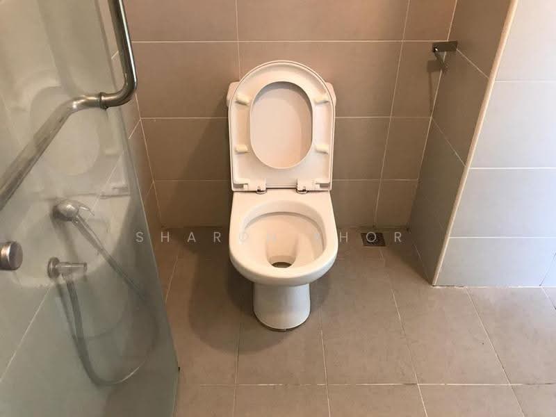 Service Residence for Sale at Straits Garden Suite - Sharon Khor - Bathroom - PropertyGuru.com.my