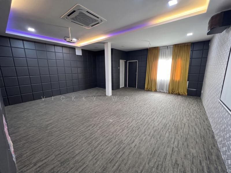 2.5-storey Terraced House for Sale in Taman Bukit Permai (Cheras) - Vickky Wong CF - Interior - PropertyGuru.com.my