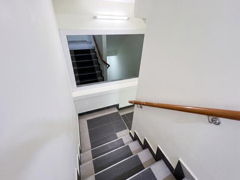 2.5-storey Terraced House for Sale in Taman Bukit Permai (Cheras) - Vickky Wong CF - Corridor - PropertyGuru.com.my