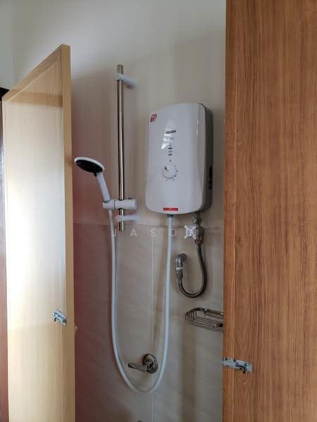 Rumah Teres 1.5-Tingkat untuk Disewa di Taman Perling (Perling) - Jason Lim - Bathroom - PropertyGuru.com.my