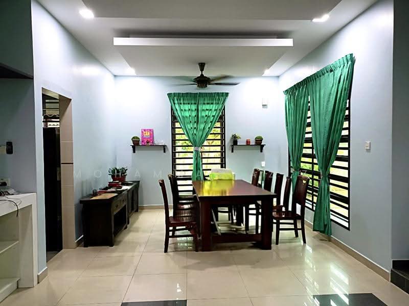 Bungalow House for Sale in Tok Sira (Kuantan) - Mohammad Azizi - PropertyGuru.com.my