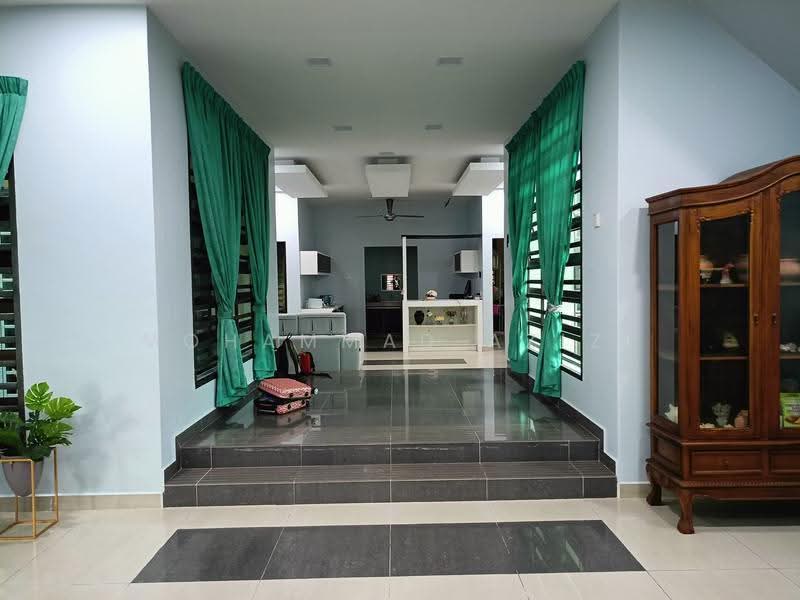 Bungalow House for Sale in Tok Sira (Kuantan) - Mohammad Azizi - PropertyGuru.com.my