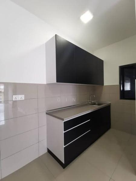 Kediaman Servis untuk Disewa di Traders Garden @ Cheras Selatan - Gin Low - Kitchen - PropertyGuru.com.my