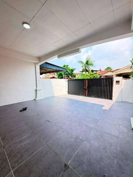 Rumah Teres 1-Tingkat untuk Dijual di Bandar Putra Kulai (Kulai) - Zen Wong - Exterior - PropertyGuru.com.my