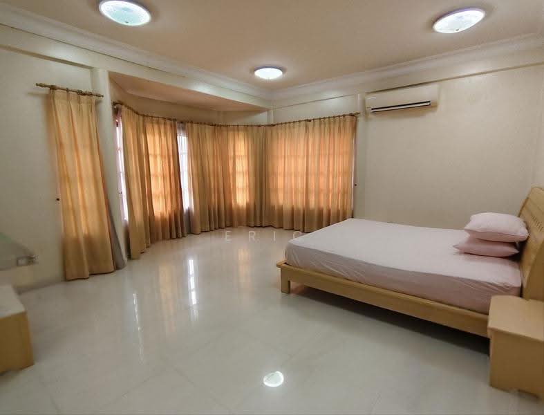 Rumah Berkembar untuk Dijual di Bandar Sunway (Sunway) - Eric Lau Mun Chung - Bedroom - PropertyGuru.com.my