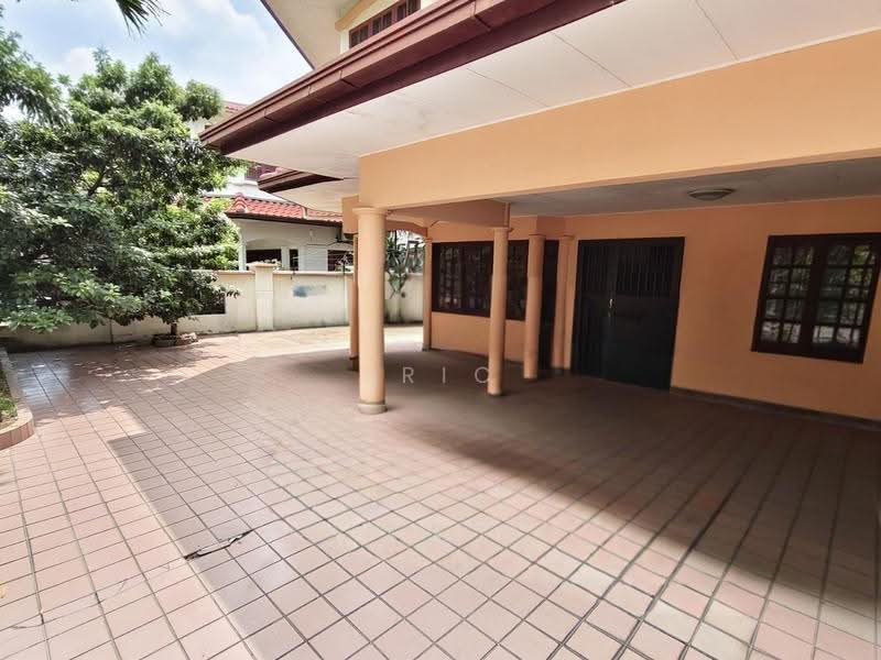 Rumah Berkembar untuk Dijual di Bandar Sunway (Sunway) - Eric Lau Mun Chung - Exterior - PropertyGuru.com.my
