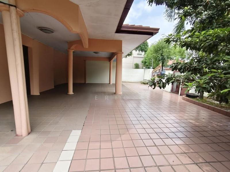 Rumah Berkembar untuk Dijual di Bandar Sunway (Sunway) - Eric Lau Mun Chung - Exterior - PropertyGuru.com.my