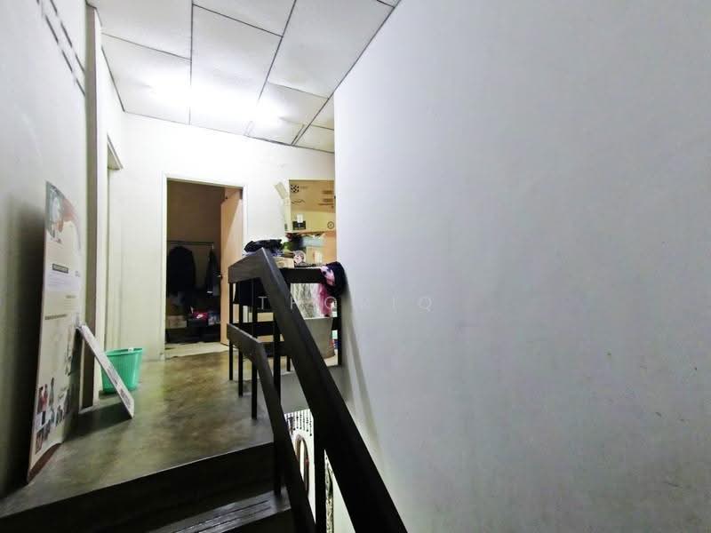 Rumah Berkembar untuk Dijual di Seksyen 1 Wangsa Maju (Wangsa Maju) - Thoriq Suparman - Corridor - PropertyGuru.com.my