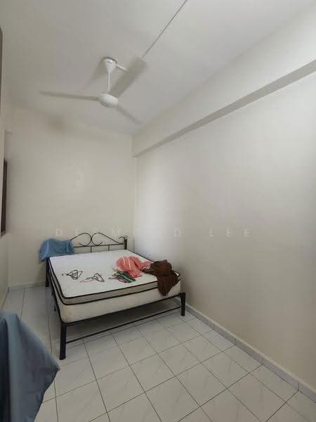 Condominium for Rent at Ferringhi Delima Condominium - Desmond Lee - Bedroom - PropertyGuru.com.my