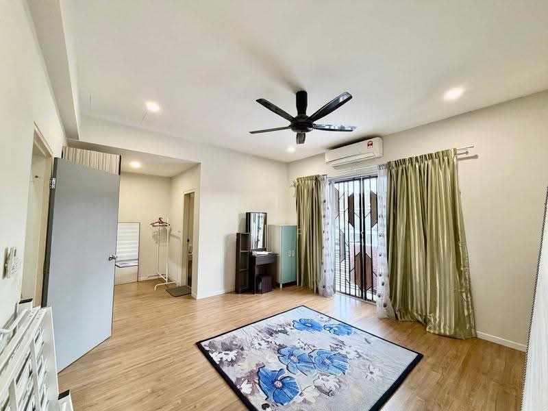 Rumah Teres 2-Tingkat untuk Dijual di Serene Heights (Semenyih) - Alif Saad - Bedroom - PropertyGuru.com.my