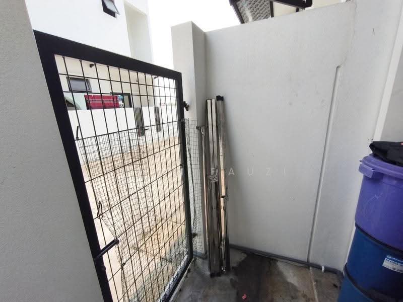 Rumah Teres 2-Tingkat untuk Disewa di Dengkil (Selangor) - Hakim Fauzi - PropertyGuru.com.my