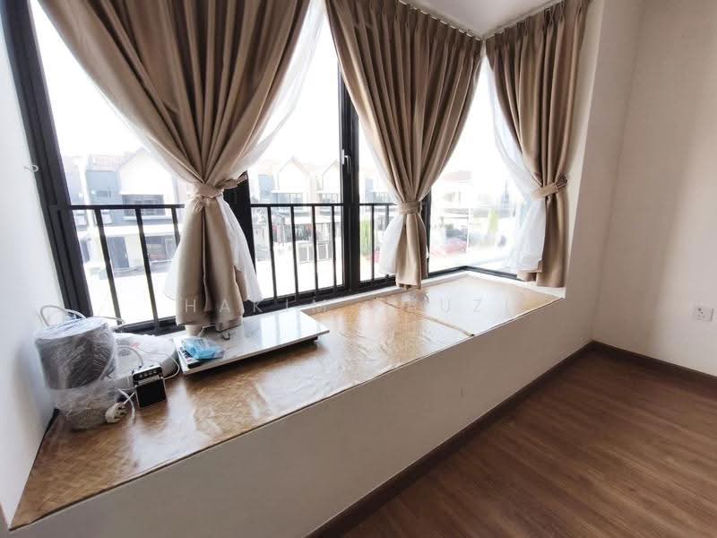 Rumah Teres 2-Tingkat untuk Disewa di Dengkil (Selangor) - Hakim Fauzi - PropertyGuru.com.my