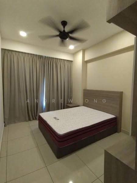 Kondominium untuk Dijual di Tropicana Bay Residences - Andrew Ong - Bedroom - PropertyGuru.com.my