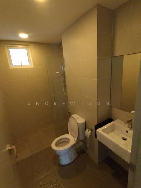 Kondominium untuk Dijual di Tropicana Bay Residences - Andrew Ong - Bathroom - PropertyGuru.com.my