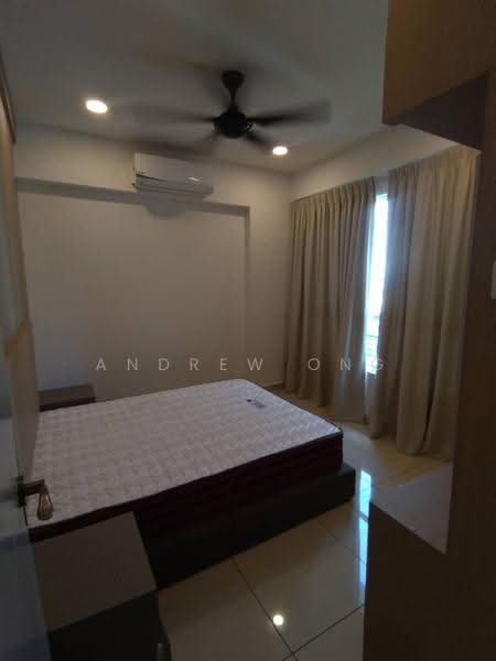 Kondominium untuk Dijual di Tropicana Bay Residences - Andrew Ong - Bedroom - PropertyGuru.com.my