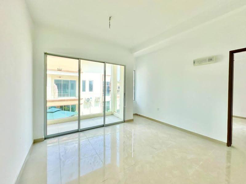 Semi-Detached House for Sale in Seksyen 29 (Shah Alam) - Adzura Zamedin - Living Room - PropertyGuru.com.my
