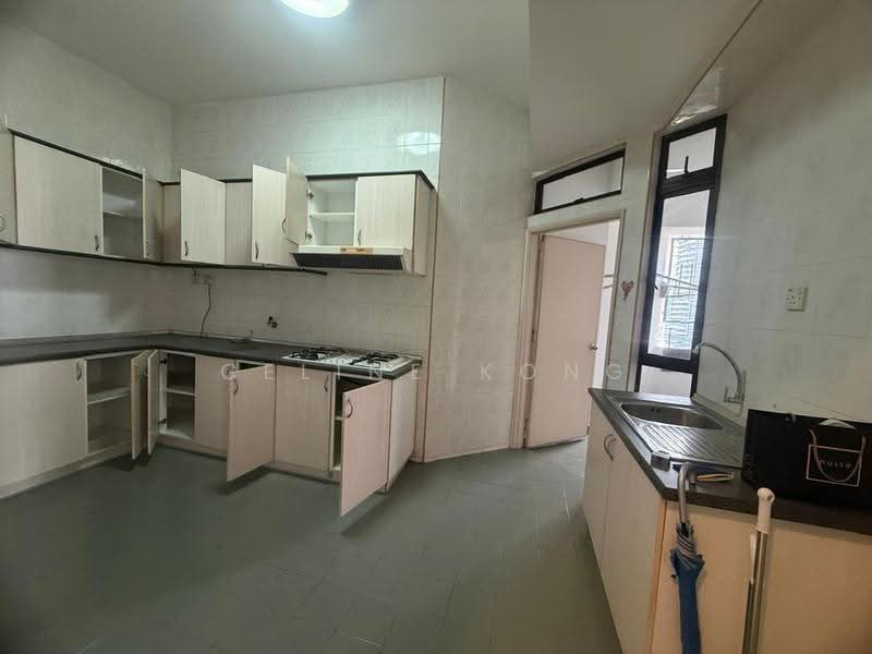 Condominium for Sale at Robson Condominium - Celine Kong - Kitchen - PropertyGuru.com.my