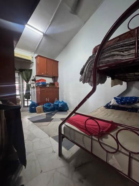 Rumah Teres 1-Tingkat untuk Dijual di Taman Pendamar Indah 2 (Klang) - Nazrin Hakimin - Bedroom - PropertyGuru.com.my
