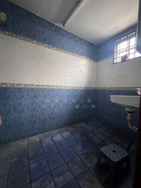 Rumah Teres 1-Tingkat untuk Dijual di Taman Pendamar Indah 2 (Klang) - Nazrin Hakimin - Bathroom - PropertyGuru.com.my