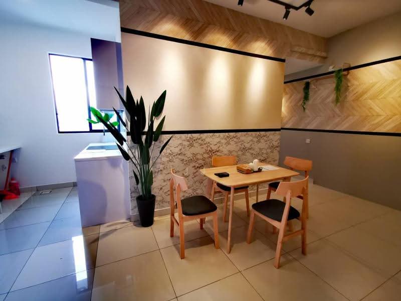 Kediaman Servis untuk Disewa di Far East - JJ Lee - Dining Room - PropertyGuru.com.my