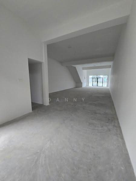 Shop / Office for Rent in Bandar Indahpura (Kulai) - Danny See - Interior - PropertyGuru.com.my