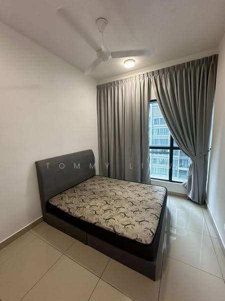 Kediaman Servis untuk Dijual di Citizen 2 - Tommy Liew - Bedroom - PropertyGuru.com.my