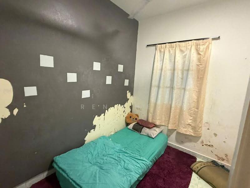 Rumah Teres 2-Tingkat untuk Dijual di Taman Megah Ria (Masai) - Reny Hee - Bedroom - PropertyGuru.com.my