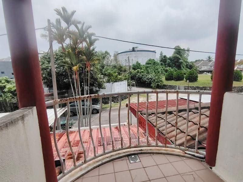 2-storey Terraced House for Sale in Taman Cheng Perdana 1 (Cheng) - Ramona Tan - Balcony - PropertyGuru.com.my