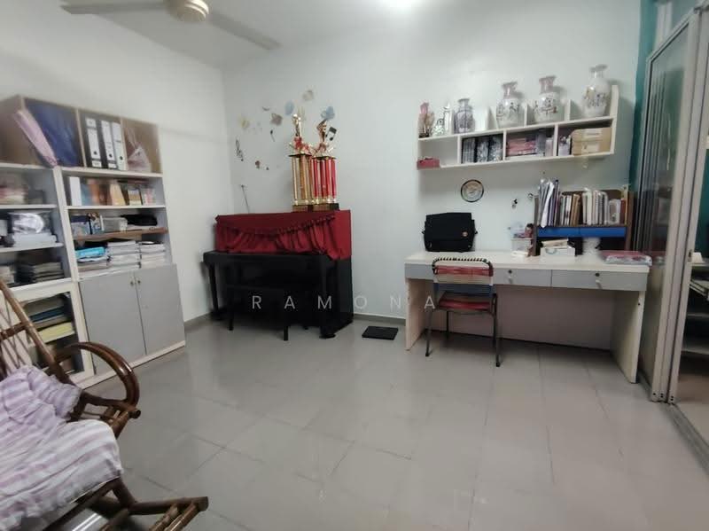 2-storey Terraced House for Sale in Taman Cheng Perdana 1 (Cheng) - Ramona Tan - PropertyGuru.com.my