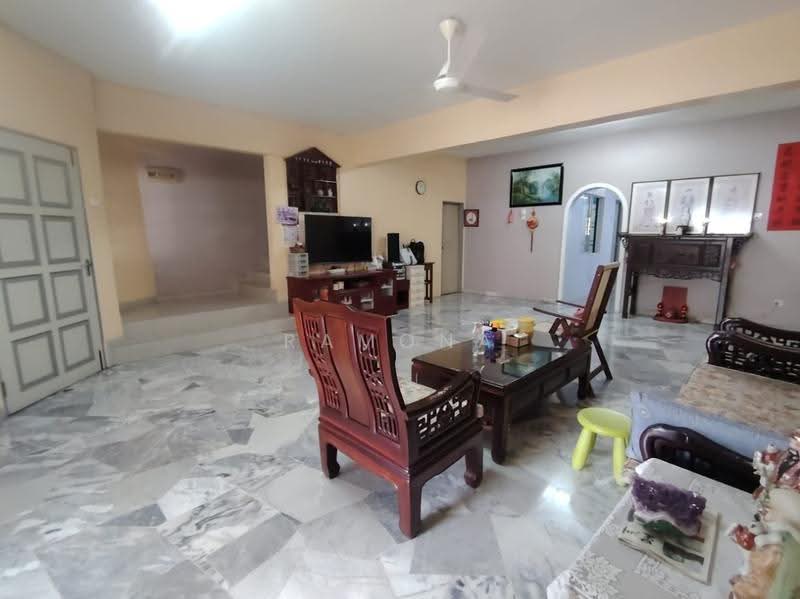 2-storey Terraced House for Sale in Taman Cheng Perdana 1 (Cheng) - Ramona Tan - PropertyGuru.com.my