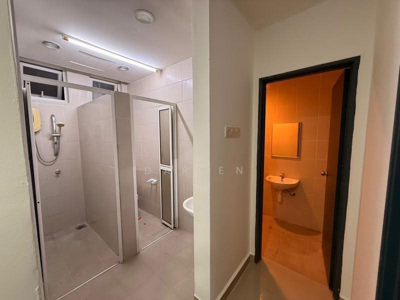 Condominium for Rent at Mutiara Ville - Darren Lim - Bathroom - PropertyGuru.com.my