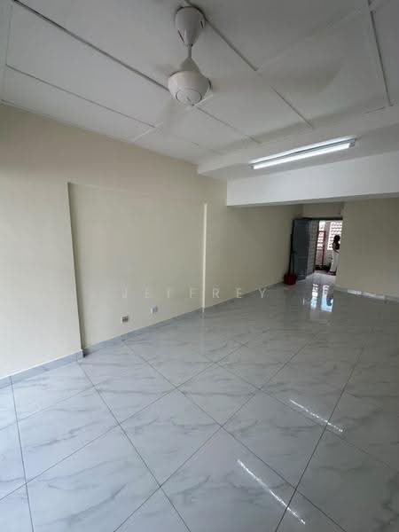 Apartment for Rent at Chin Woo Court - Jeffrey Cheah - PropertyGuru.com.my