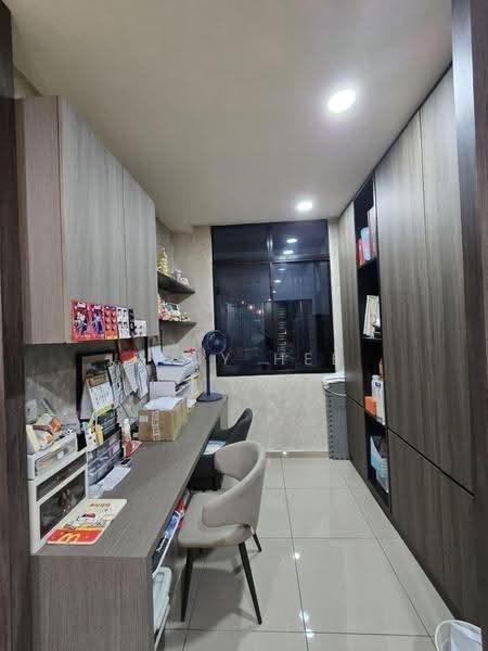 Rumah Teres 3-Tingkat untuk Dijual di Bandar Seri Alam (Masai) - Reny Hee - Study - PropertyGuru.com.my