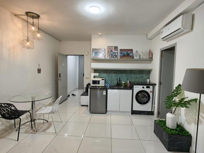 Service Residence for Rent at Residences @ 1 Tebrau - Tok CJ - Kitchen - PropertyGuru.com.my