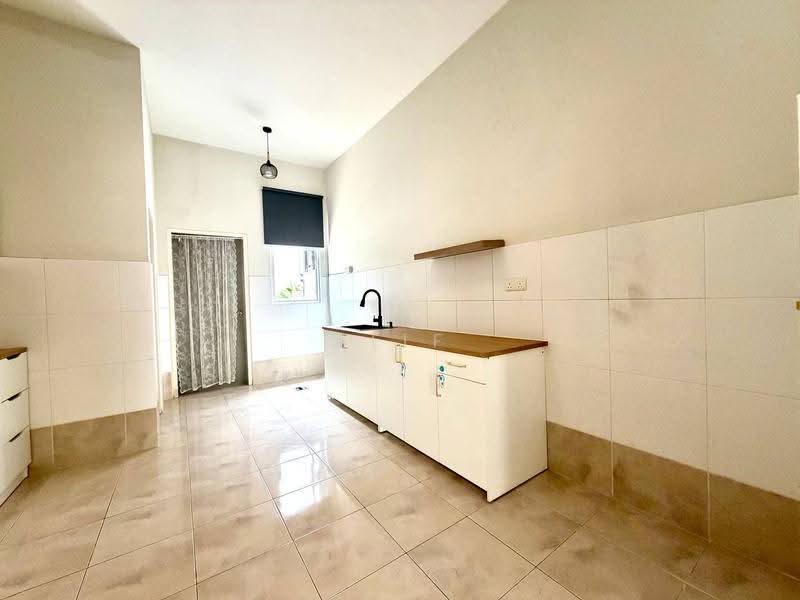 2-storey Terraced House for Sale in Serene Heights (Semenyih) - Alif Saad - Kitchen - PropertyGuru.com.my