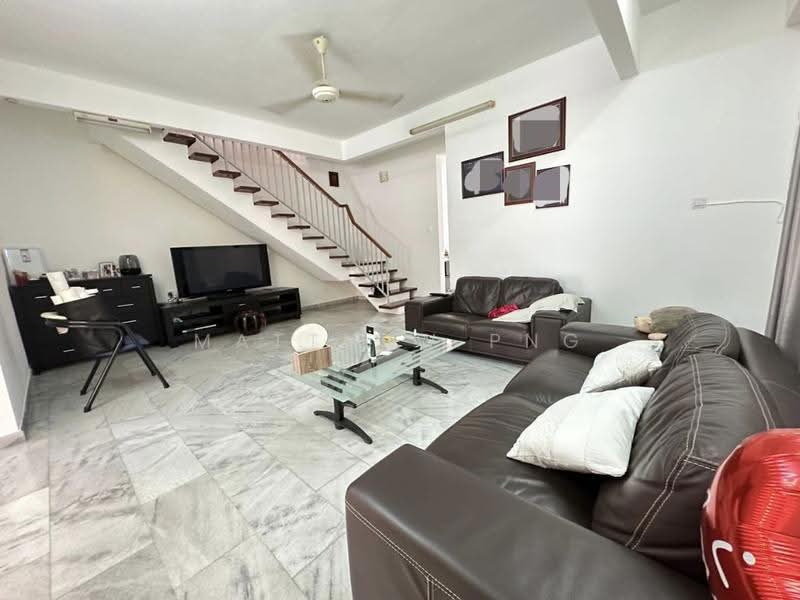 Rumah Berkembar untuk Dijual di Taman Goh Guan Ho (Ayer Itam) - Matthew Png - Living Room - PropertyGuru.com.my