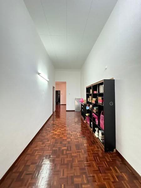 Rumah Berkembar untuk Dijual di Taman Goh Guan Ho (Ayer Itam) - Matthew Png - Corridor - PropertyGuru.com.my