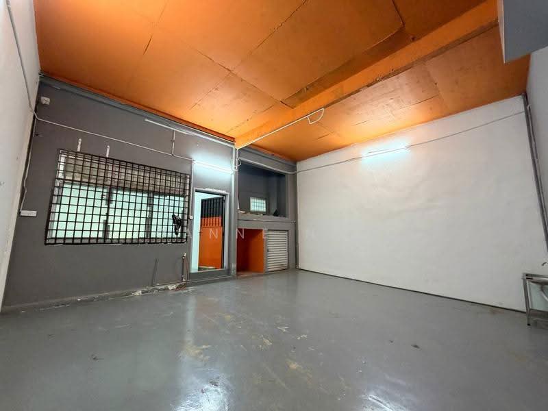 Shop / Office for Rent in Johor Bahru (Johor) - Joanne Ngoo - Interior - PropertyGuru.com.my