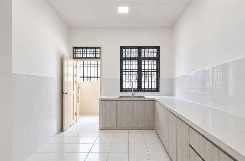 1-storey Terraced House for Sale in Taman Nusa Bestari 2 (Iskandar Puteri (Nusajaya)) - Ricky Woo - Kitchen - PropertyGuru.com.my