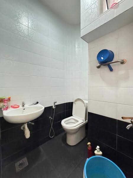 2-storey Terraced House for Sale in Ampang Jaya (Ampang) - Afiqah zaidi - Bathroom - PropertyGuru.com.my