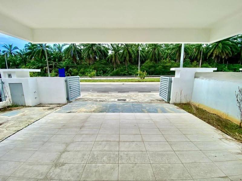 Rumah Berkembar untuk Dijual di Seksyen U15 (Shah Alam) - Riza Ahmad - Exterior - PropertyGuru.com.my