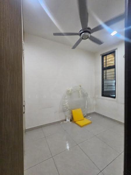 Rumah Teres 3-Tingkat untuk Dijual di Taman Seri Bukit Segambut (Batu) - Elaine Yap - Bedroom - PropertyGuru.com.my