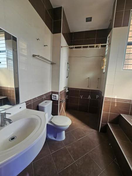Rumah Teres 3-Tingkat untuk Dijual di Taman Seri Bukit Segambut (Batu) - Elaine Yap - Bathroom - PropertyGuru.com.my