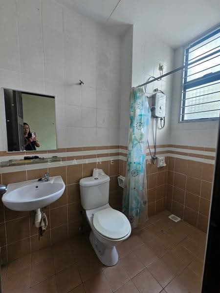 Rumah Teres 3-Tingkat untuk Dijual di Taman Seri Bukit Segambut (Batu) - Elaine Yap - Bathroom - PropertyGuru.com.my
