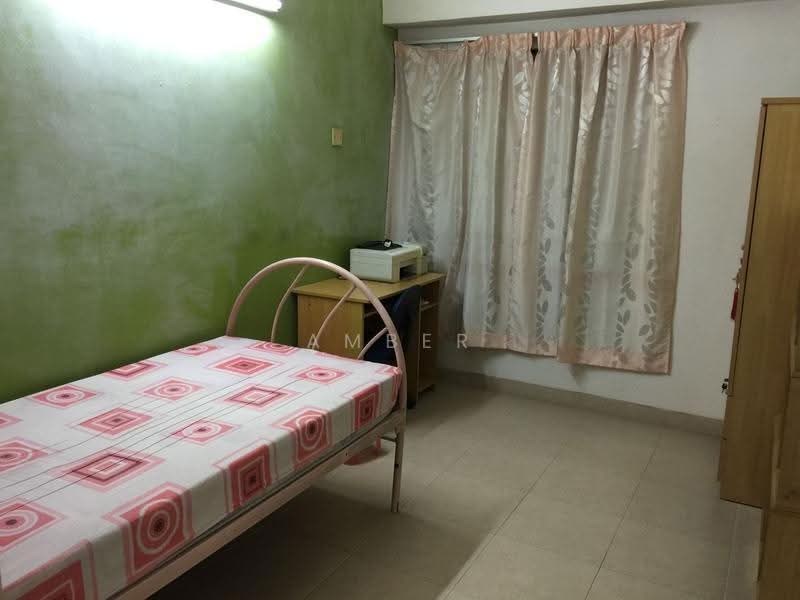 Condominium for Sale at Sri Pelangi Condominiums - Amber Ng - Bedroom - PropertyGuru.com.my