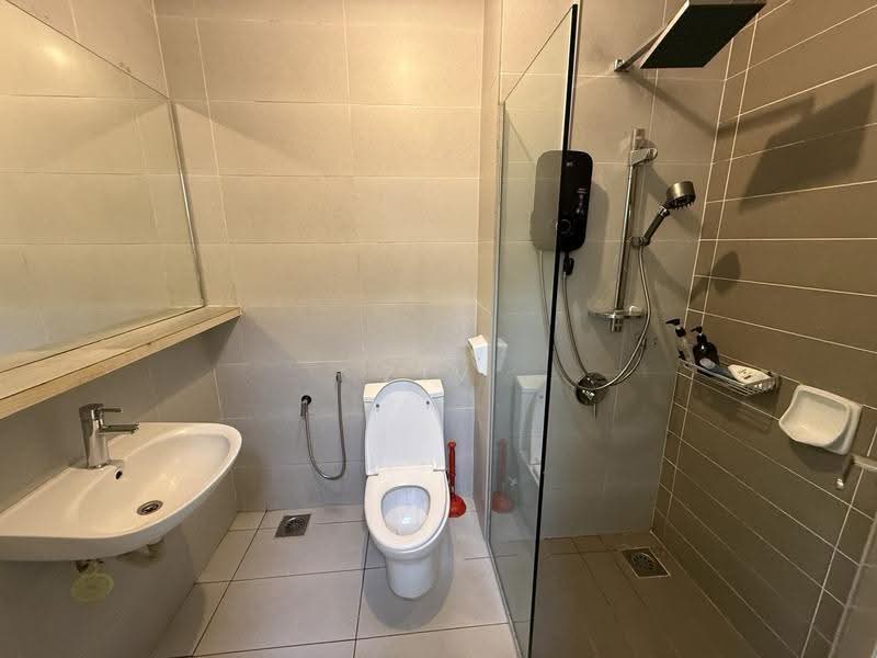 Kondominium untuk Dijual di PARC Regency (Residensi Masai) - Ziv Chiam - Bathroom - PropertyGuru.com.my